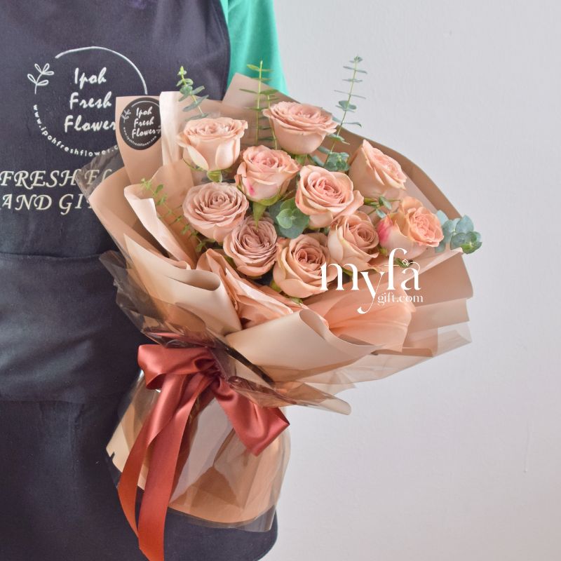 Vintage Cappuccino Rose| Fresh Flower Bouquet| Same Day Delivery