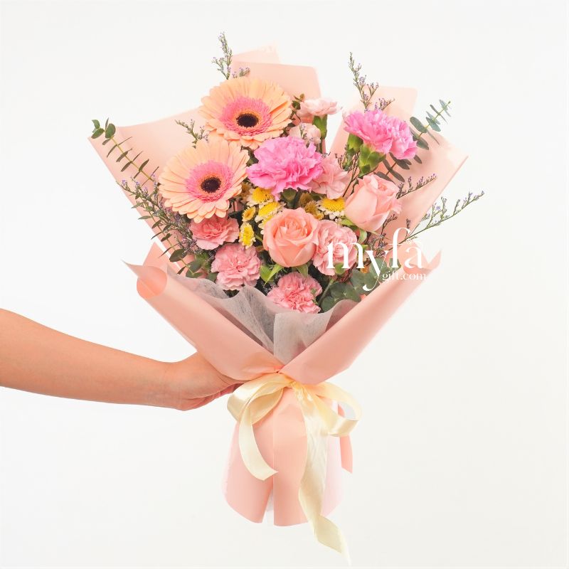 Adeline| Mother's Day Special Fresh Flower| Same Day Delivery Taiping