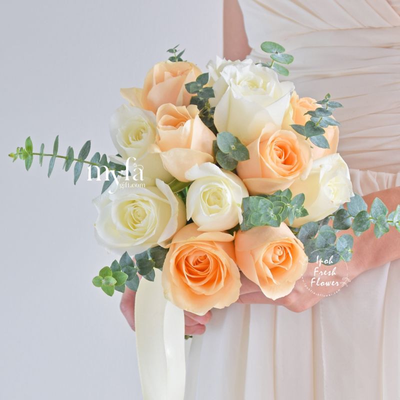 Averi Bridal Bouquet With Boutonniere