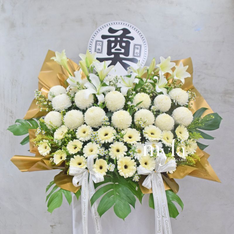 Condolence Flower Stand- External Wreath