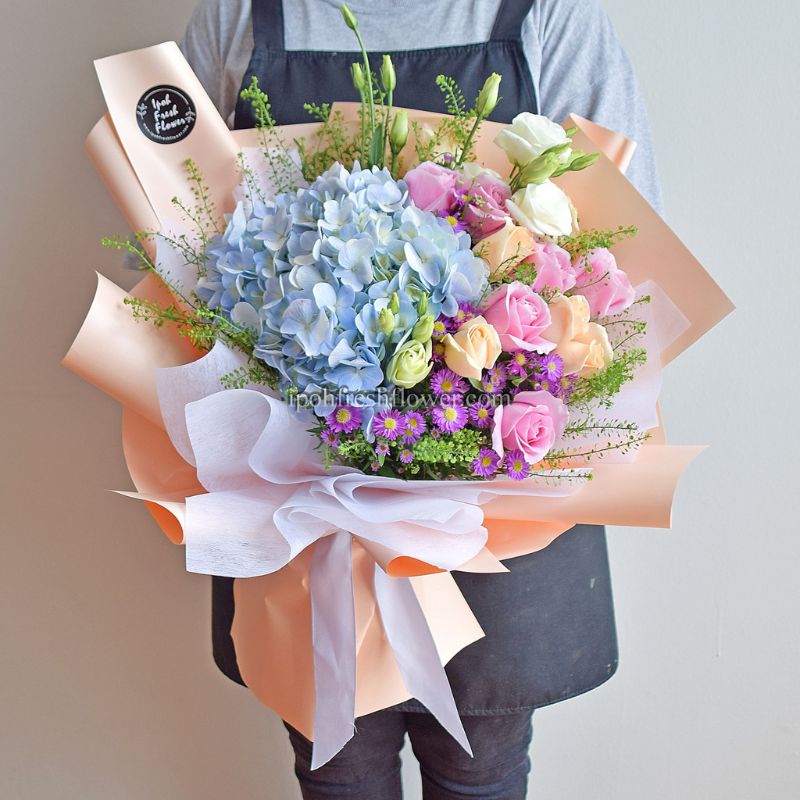 Madelyn| Fresh Flower Bouquet | Same day delivery