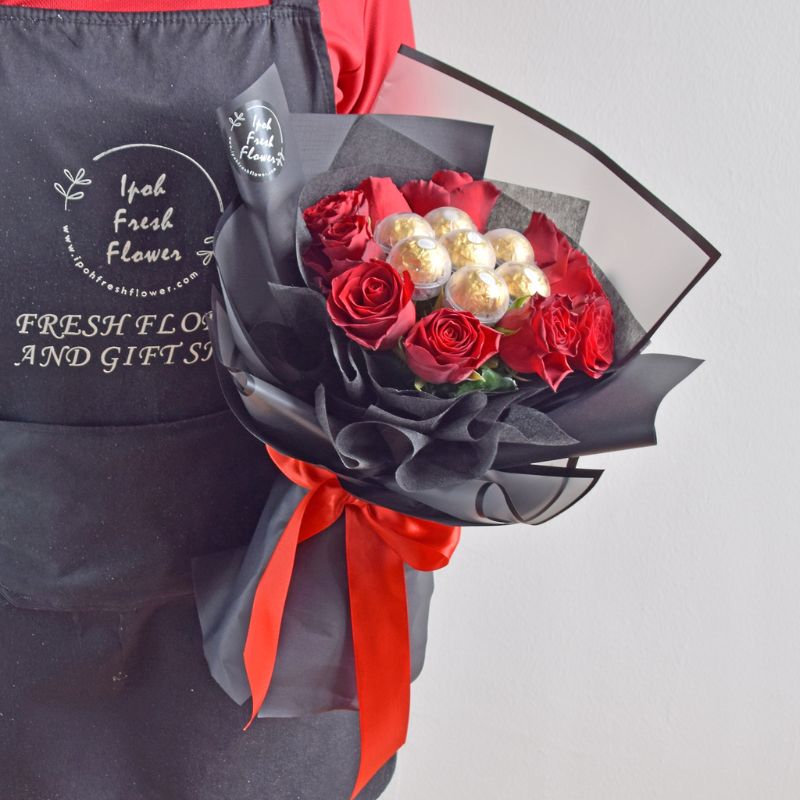 Sweet Delight| Chocolate Rose Bouquet