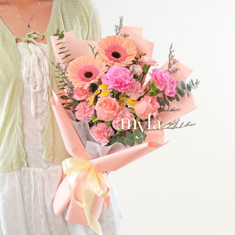 Adeline| Mother's Day Special Fresh Flower| Same Day Delivery Taiping