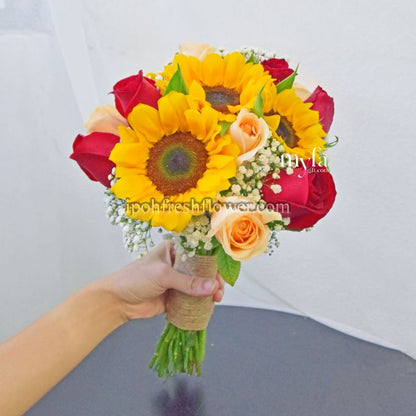 Betty Bridal Bouquet| Flower Bouquet For Wedding & ROM