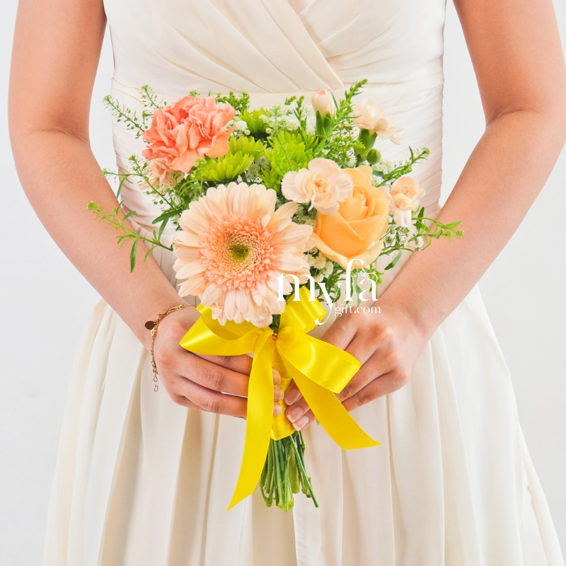 Celine Bridal Bouquet| Fresh Flower for Wedding & ROM| Start from RM79 Taiping