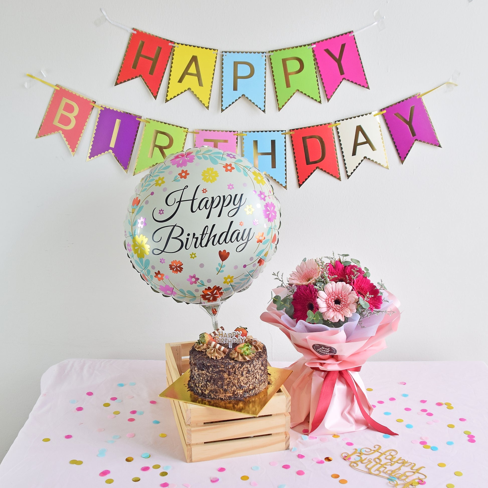 Daisy Beauty Birthday Bundle| Flowers, Balloons & Cake| Same Day Delivery