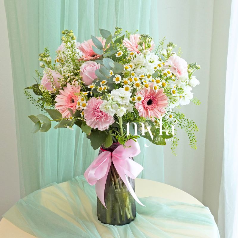 Elena Vase Arrangement| Fresh Flower In A Vase| Same Day Delivery