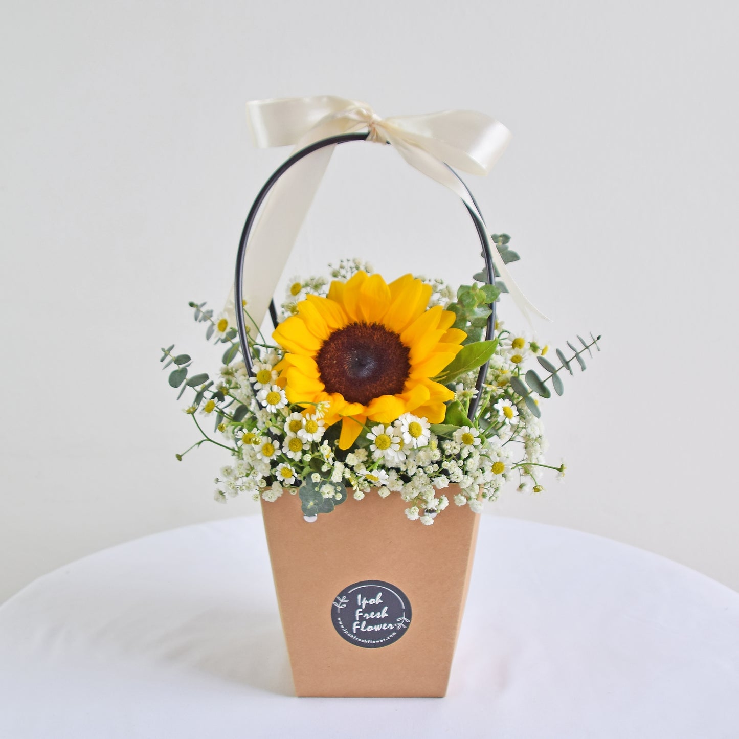 Jolly| Fresh Flower Basket| Same Day Delivery