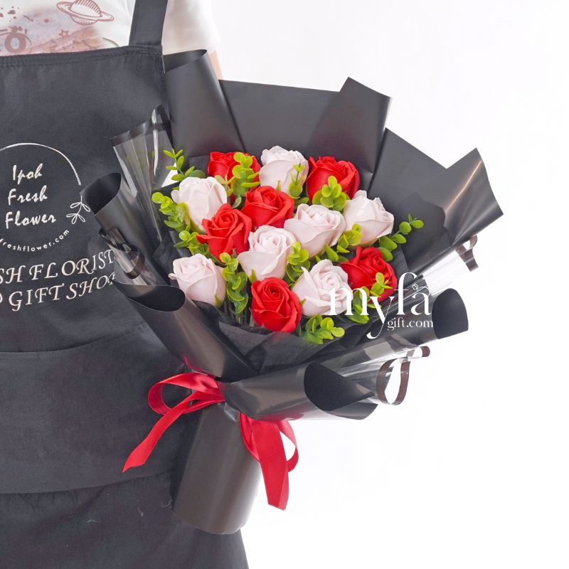 Lovisa| Soap Flower Bouquet & Gift| Same Day Delivery Taiping Perak