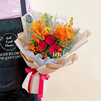 Aisyah| Orchids Fresh Flower Bouquet| Same Day Delivery Taiping