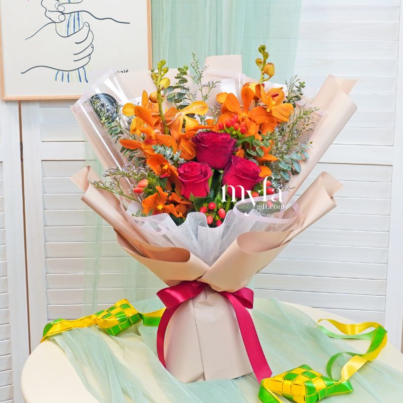 Aisyah| Orchids Fresh Flower Bouquet| Same Day Delivery Taiping