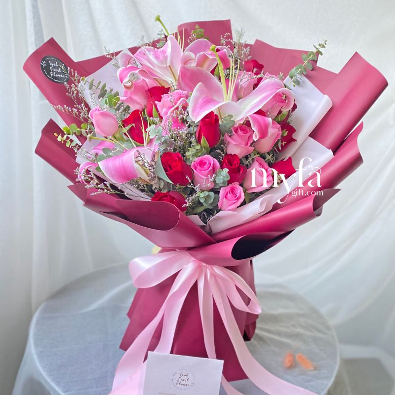 Clarissa| Giant Fresh Flower Bouquet| Same Day Delivery