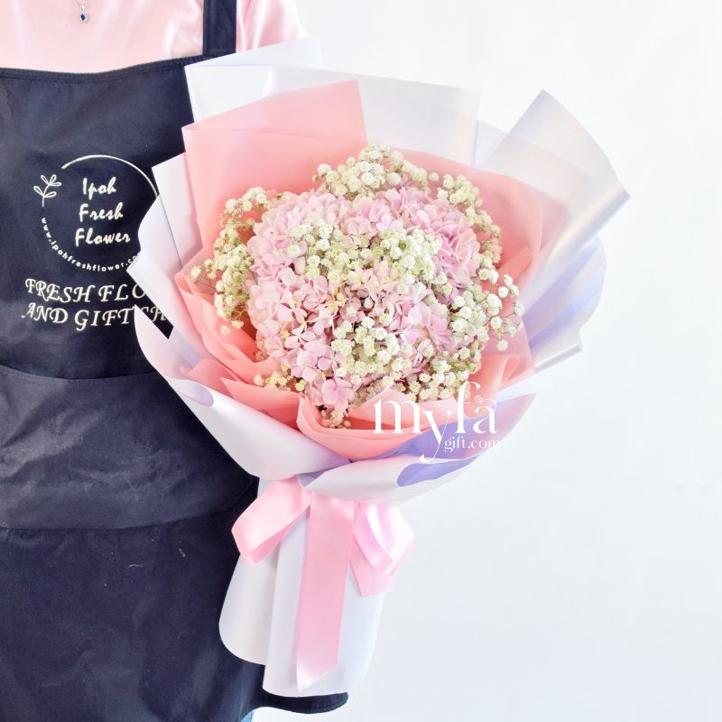 Dreamy| Fresh Flower Bouquet| Same day delivery