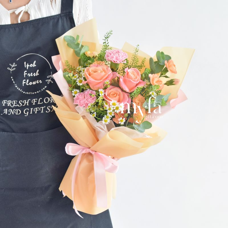 Elle| Fresh Flower Mix And Match Bouquet| Same Day Delivery