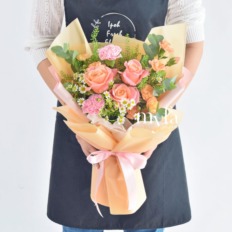 Elle| Fresh Flower Mix And Match Bouquet| Same Day Delivery