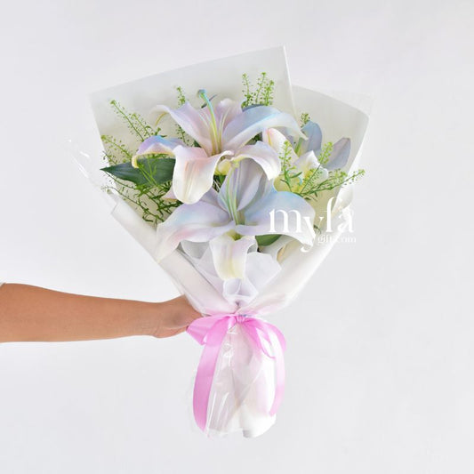 Ezra| Fresh Lilies Bouquet| Same Day Delivery Ipoh Taiping