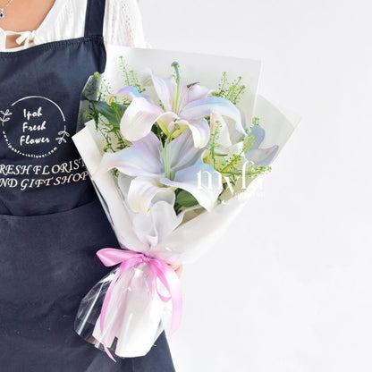 Ezra| Fresh Lilies Bouquet| Same Day Delivery Ipoh Taiping