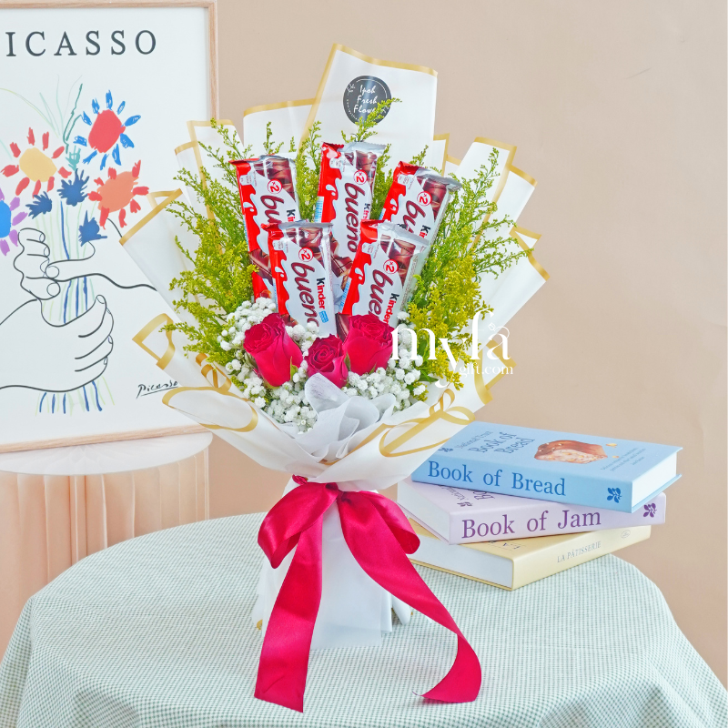 Kinder Bueno Chocolate Bouquet| Fresh Flower Same Day Delivery Ipoh