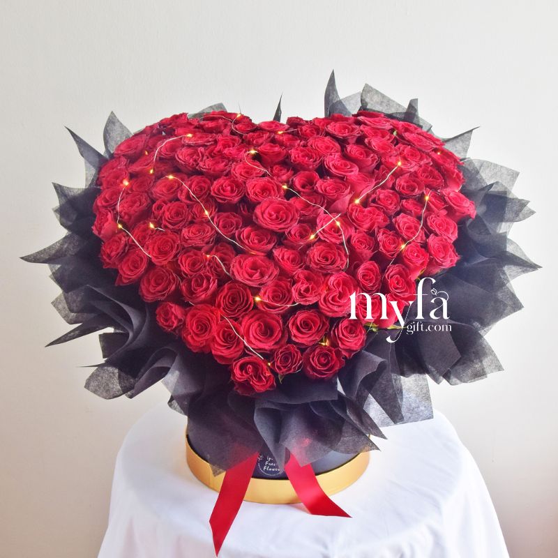 Love In Heart- 99 Red Roses Flower Box| Giant 99 Roses Fresh Flower Bouquet| Same Day Delivery
