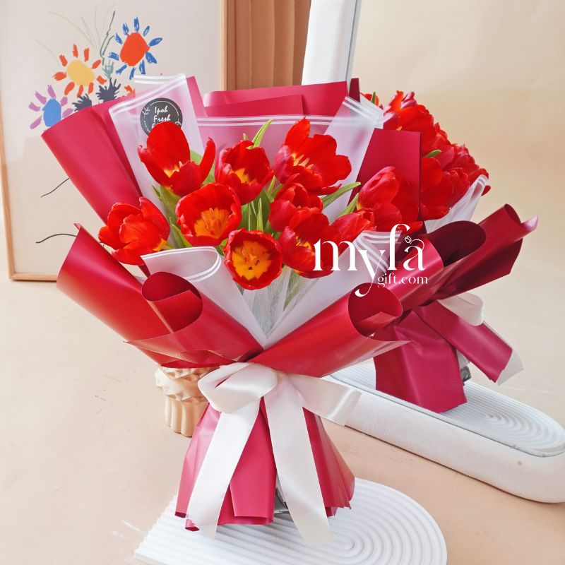 Miaka Red Tulip Bouquet | Valentine's Fresh Flower Bouquet| Same Day Delivery
