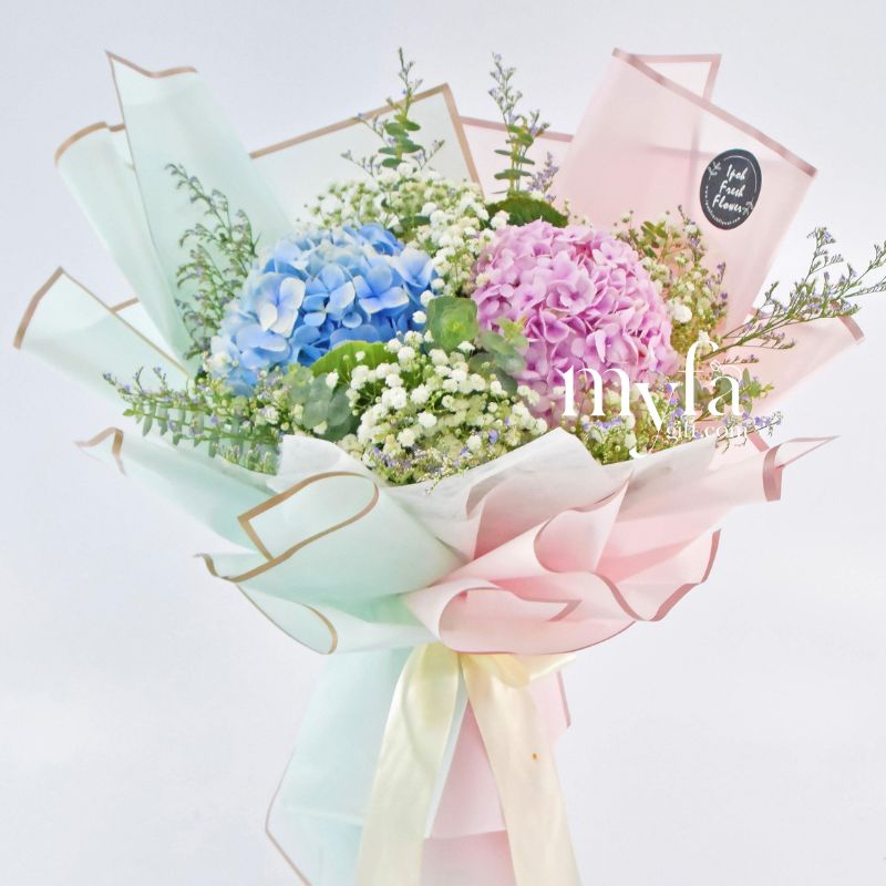 Morgan| Graduation Bouquet| Graduation Gift Delivery