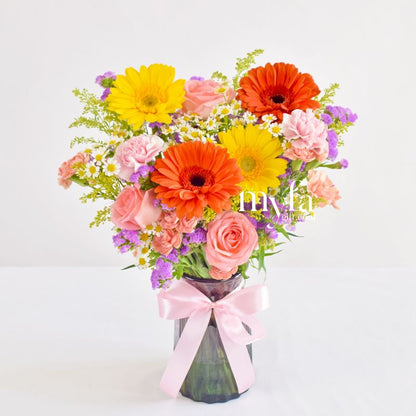Sheila Vase Arrangement| Fresh Flower In A Vase| Same Day Delivery