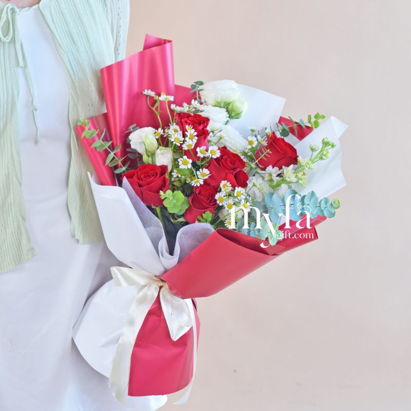 Valeria| Fresh Flower Same Day Delivery Ipoh 