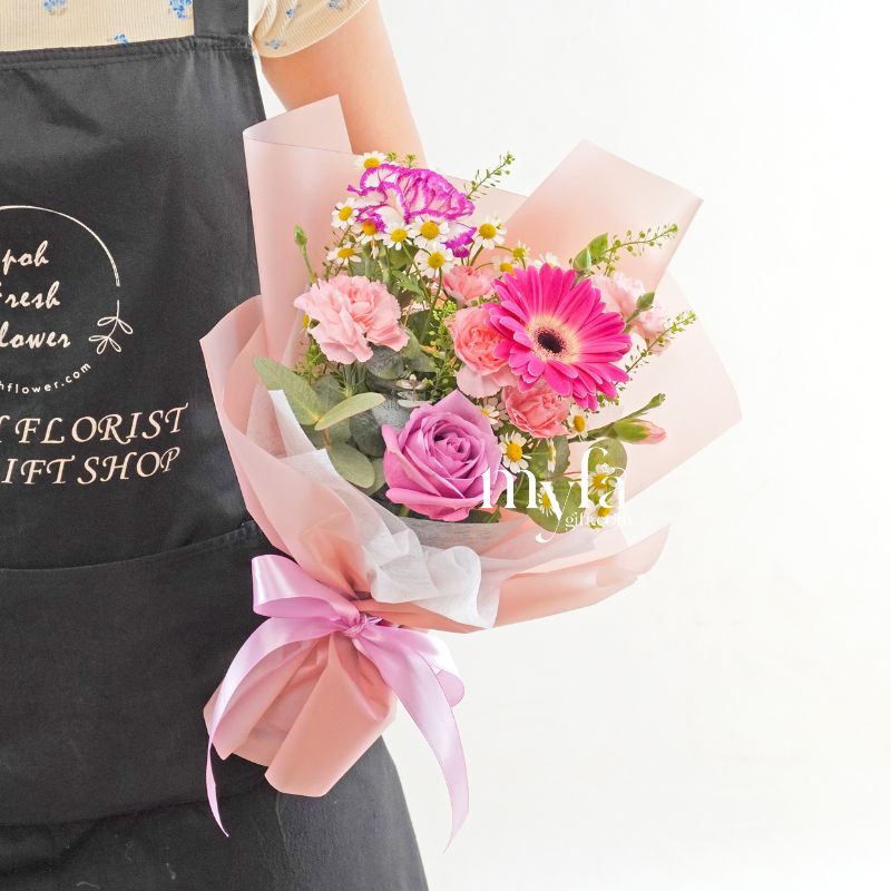 Zoey | Fresh Flowers Below RM100| Same Day Delivery