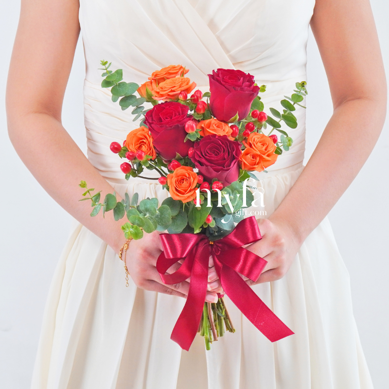 Mia Bridal Bouquet| Fresh Flower for Wedding & ROM| Start from RM79 Taiping