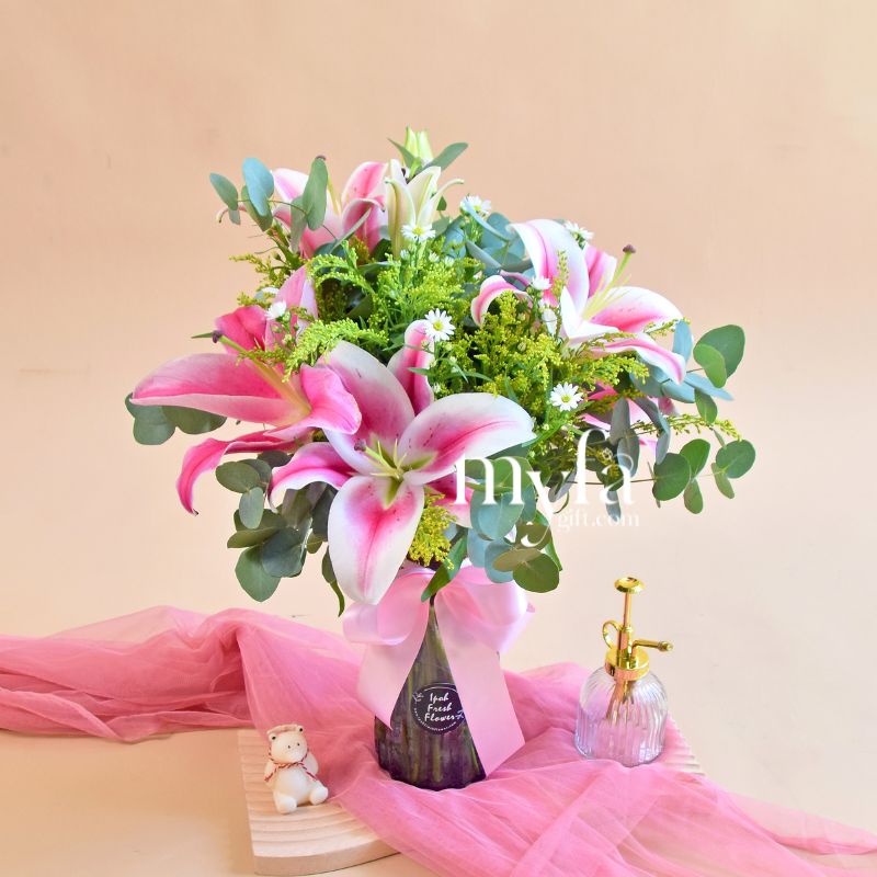 Pink Perfection Vase Arrangement| Fresh Flower In A Vase| Same Day Delivery