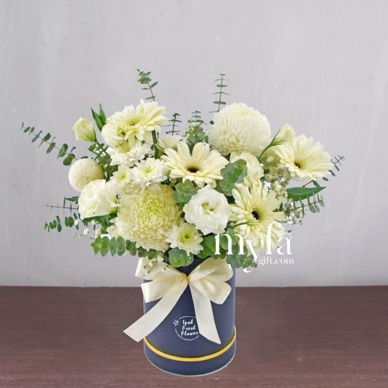 Pure White| Fresh Flower Bloom Box| Same Day Delivery Taiping