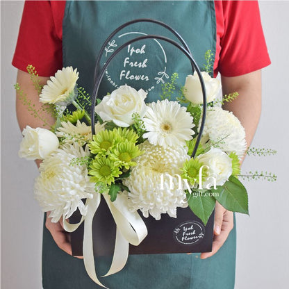 Pureheart| Fresh Flower Basket| Same Day Delivery Taiping