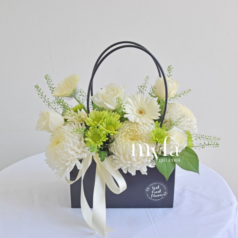 Pureheart| Fresh Flower Basket| Same Day Delivery Taiping