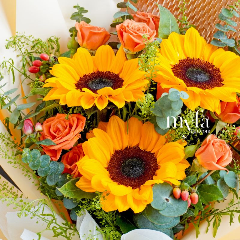 Selene| Fresh Flower Bouquet 