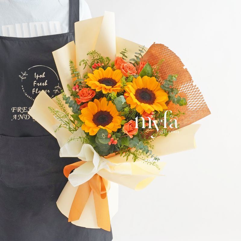 Selene| Fresh Flower Bouquet 