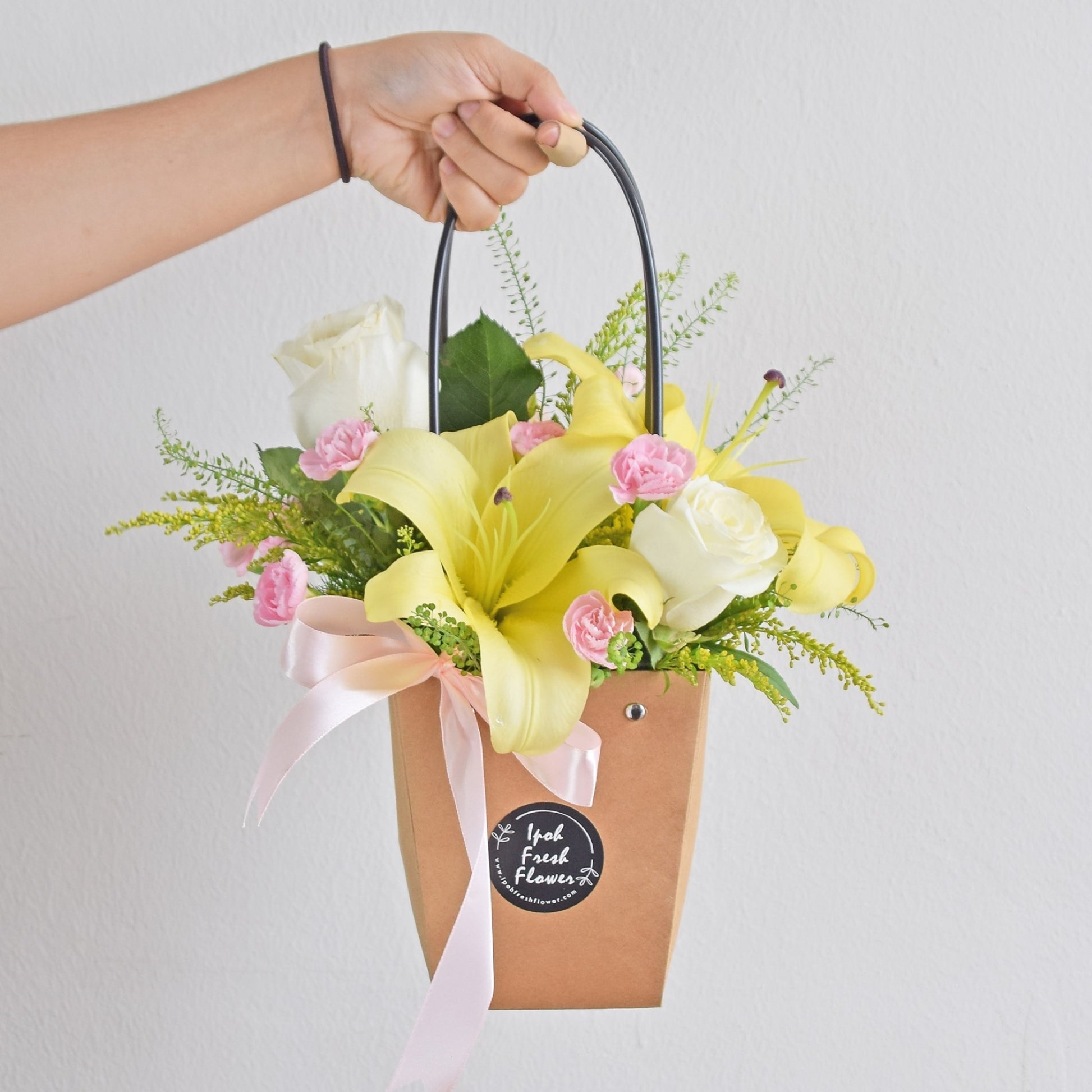 Yaro| Fresh Flower Basket| Same Day Delivery